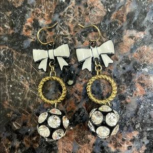 Betsey Johnson black, white and gold drop earrings